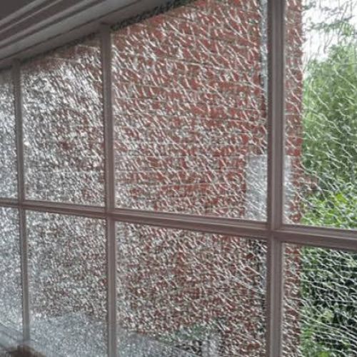 Các cách thức giảm nứt kính cho cửa khi trời nóng Các cách thức giảm nứt kính cho cửa khi trời nóng
