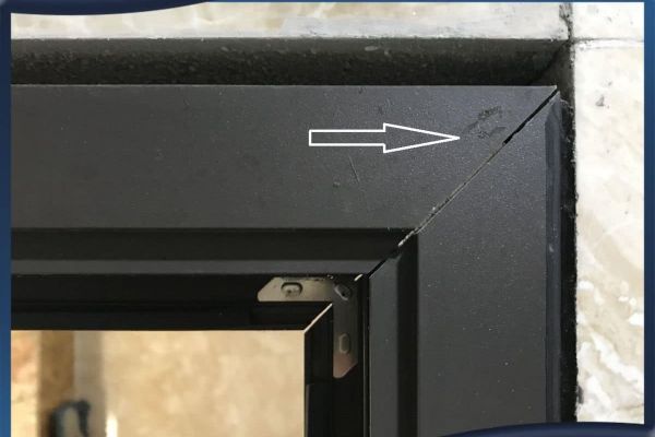 Cách nhận biết cửa chất lượng kém