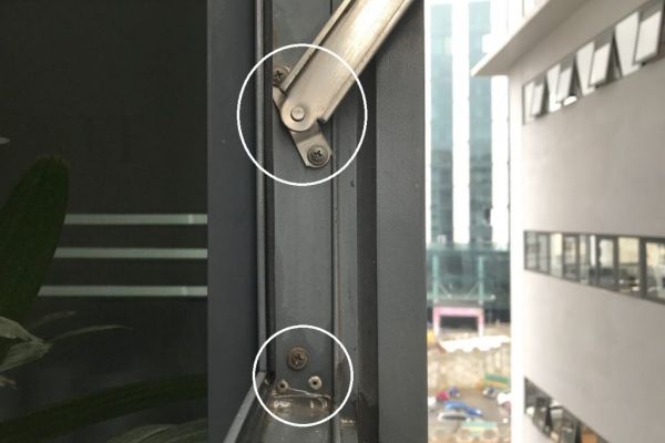 Các cách giúp nhận biết cửa chất lượng kém