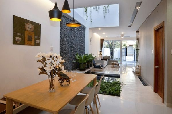 Các cách giữ màu sơn của cửa được bền lâu