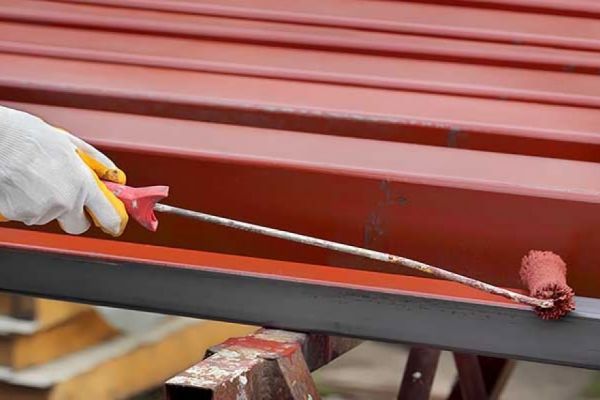 Các cách hạn chế cửa sắt bị gỉ sét mùa mưa