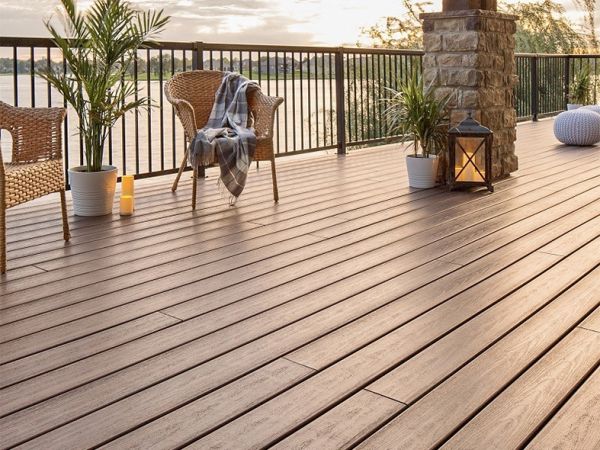 Gỗ nhựa composite và lát sàn nhà bằng gỗ nhựa composite