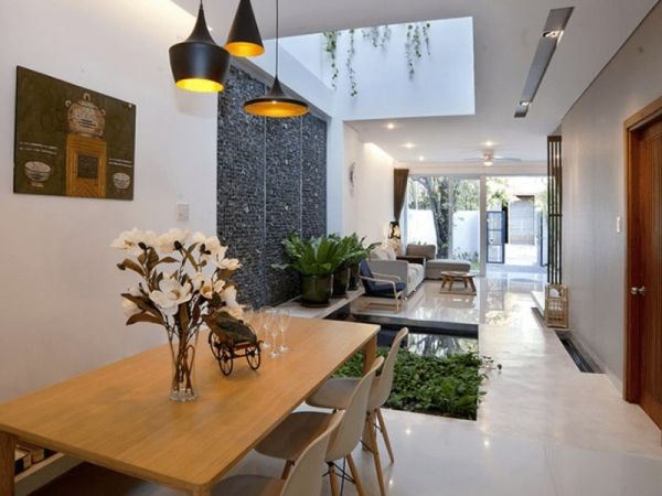 Các cách giữ màu sơn của cửa được bền lâu