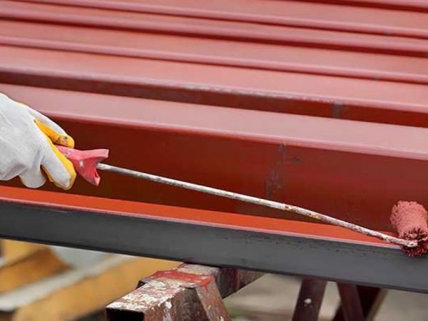 Các cách hạn chế cửa sắt bị gỉ sét mùa mưa