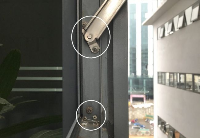Các cách giúp nhận biết cửa chất lượng kém